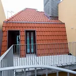 FLH Bairro Alto Modern Flats